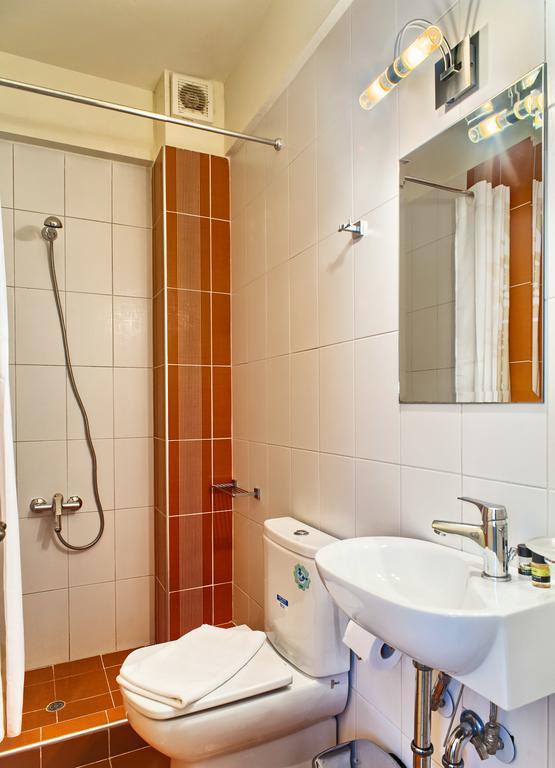 يانينة Avli Rooms الغرفة الصورة